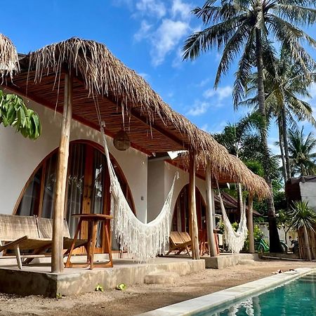 Rumah Canaria Bungalow กีลีตราวางัน ภายนอก รูปภาพ