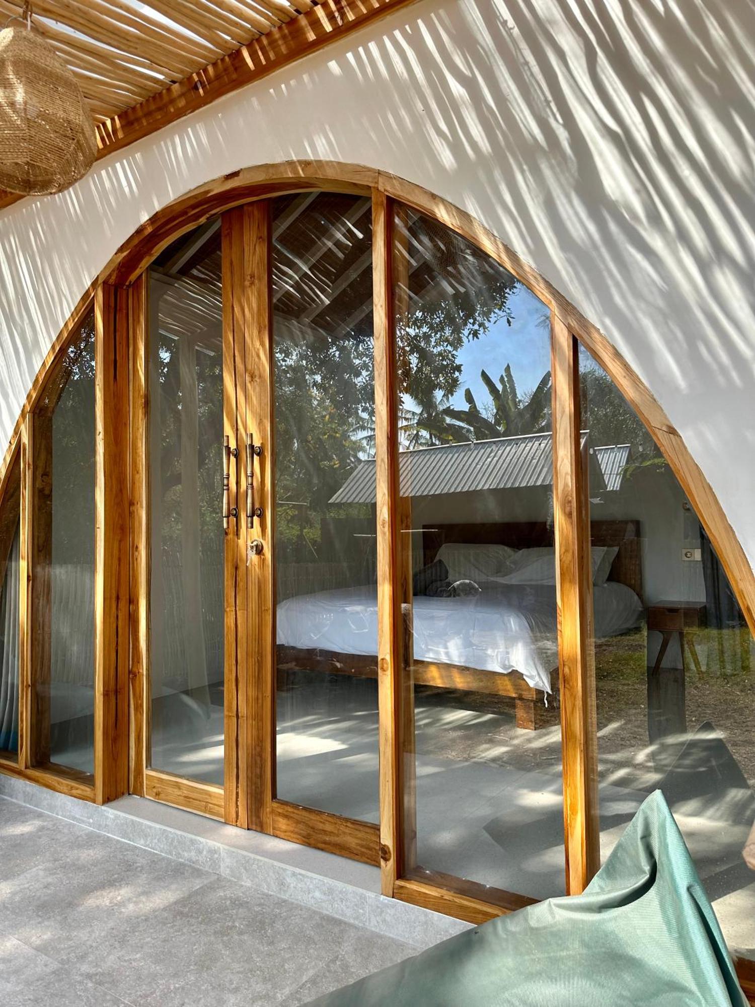 Rumah Canaria Bungalow กีลีตราวางัน ภายนอก รูปภาพ
