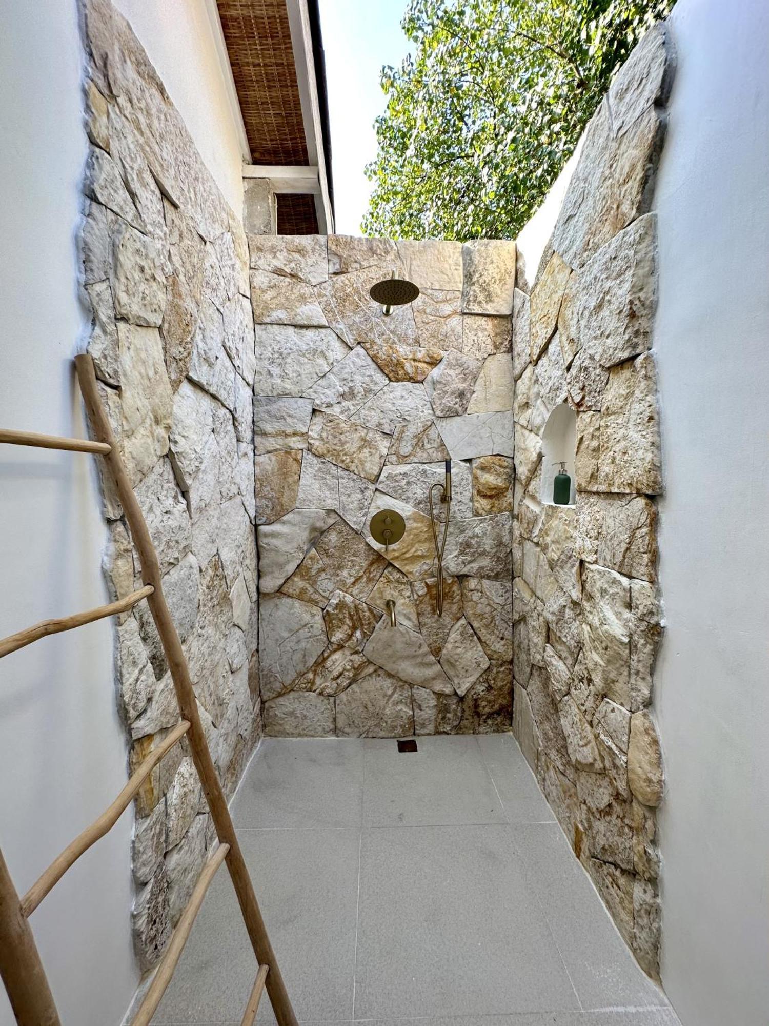 Rumah Canaria Bungalow กีลีตราวางัน ภายนอก รูปภาพ