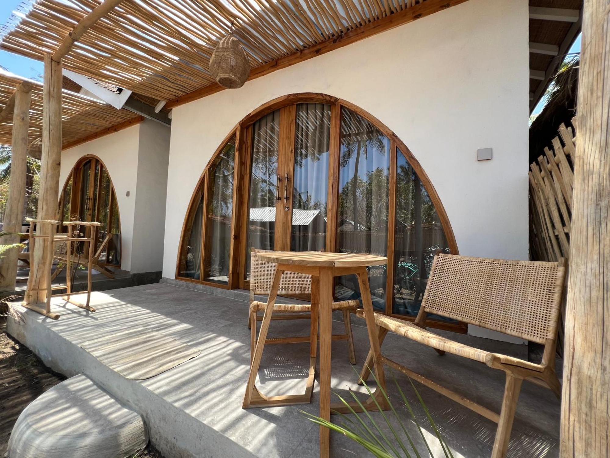Rumah Canaria Bungalow กีลีตราวางัน ภายนอก รูปภาพ